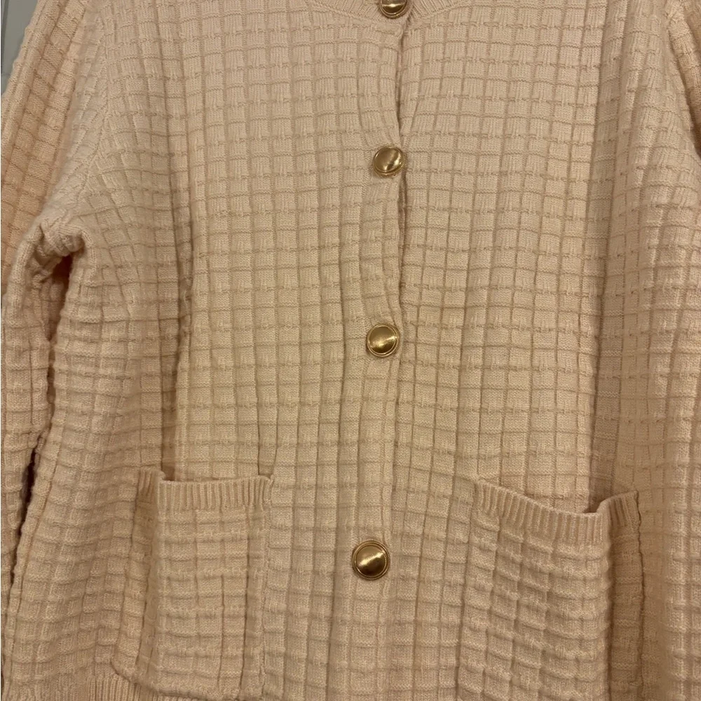 Cream Large Waffle Knit Gold Button Pockets Cardigan Old Money Classic - Picture 3 of 4